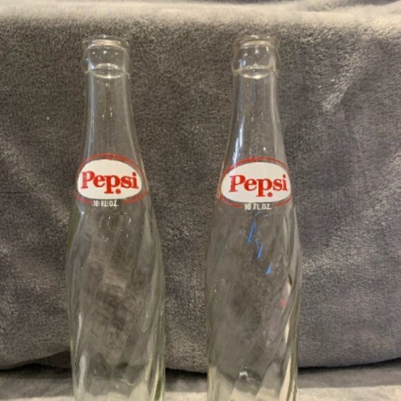 ANTIQUE 1960’s swirl Pepsi Cola bottle - Picture 1 of 3